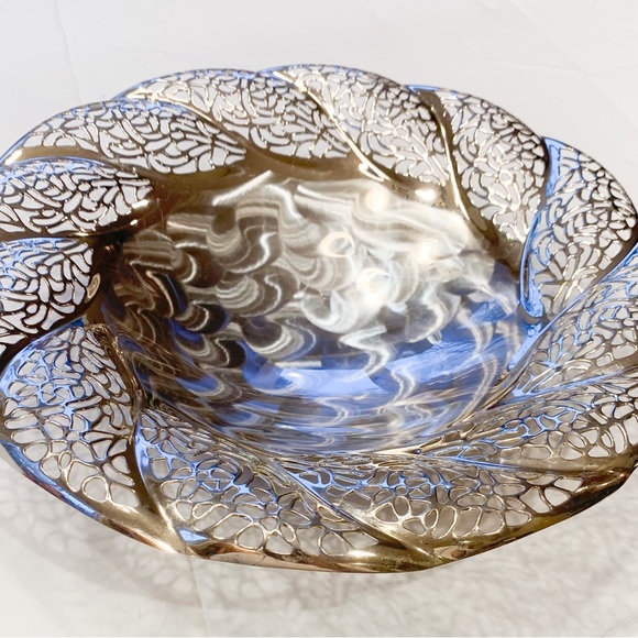 Vintage Filigree Serving Dish. - Picture 2 of 5